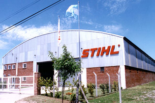 1998: Gründerzeit bei STIHL hält an